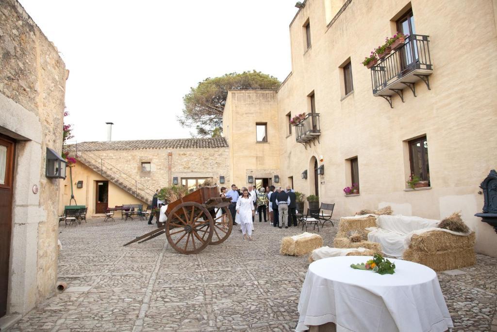 Agriturismo Baglio Fontana ブゼート・パリッツォーロ エクステリア 写真